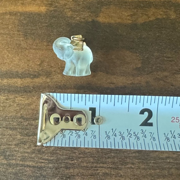 Vintage Small Crystal Elephant Pendant - Picture 7 of 8